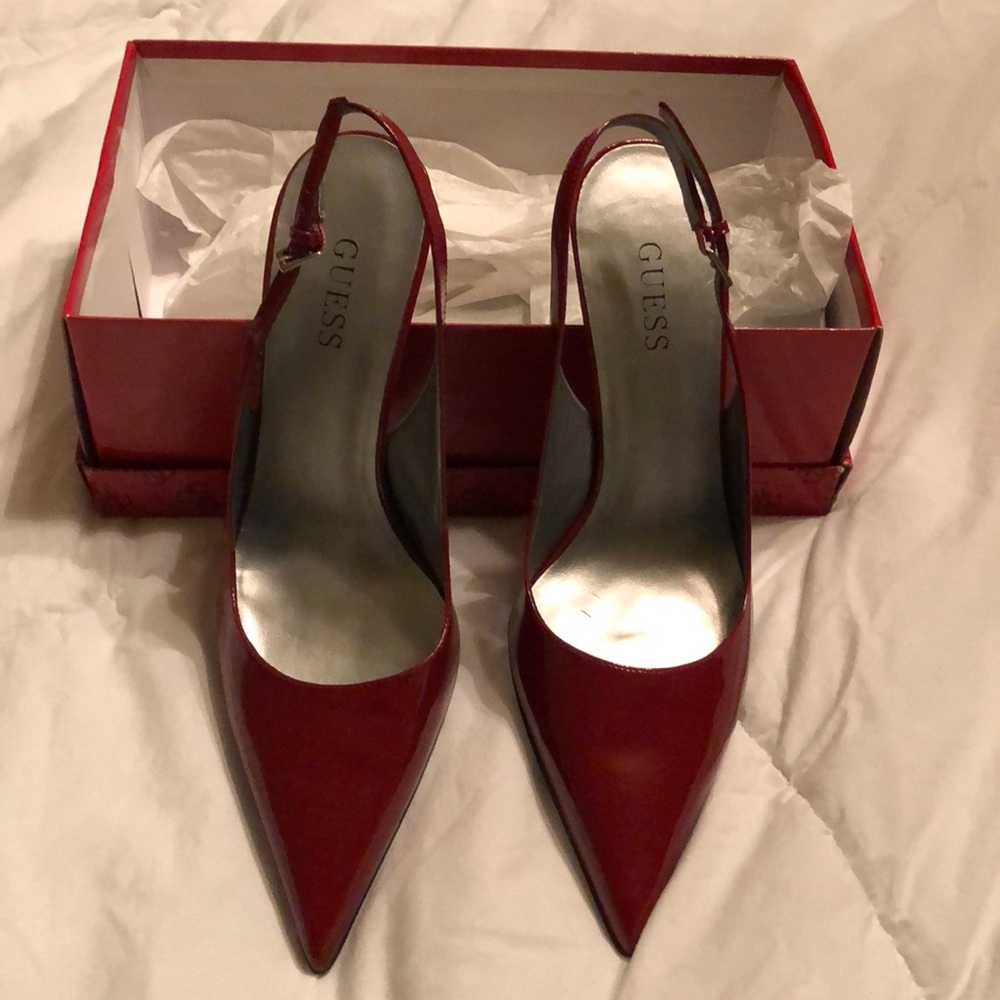 Women’s Guess dark red patent shoe